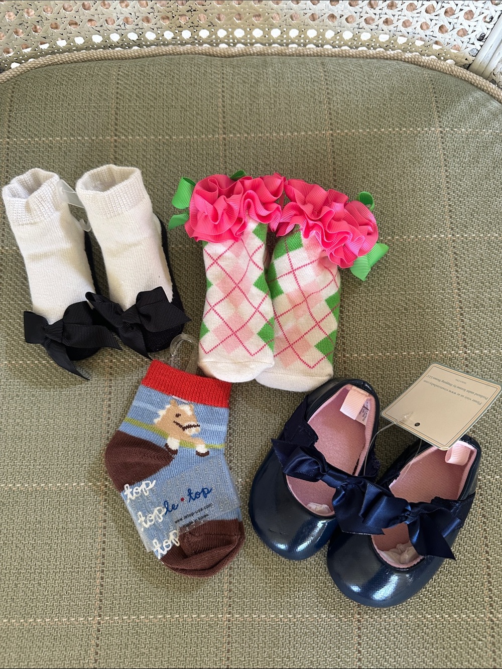 Girl sock/shoe bundle NWT